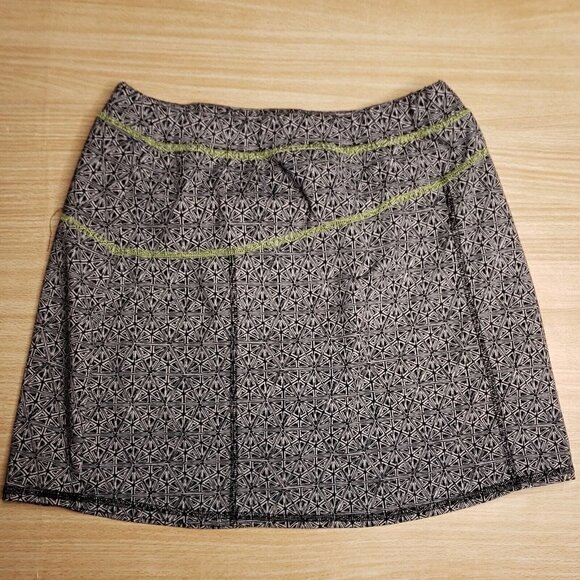 L.L. Bean Girls Black White Abstract Print Athletic Skirt 14 - Picture 1 of 5